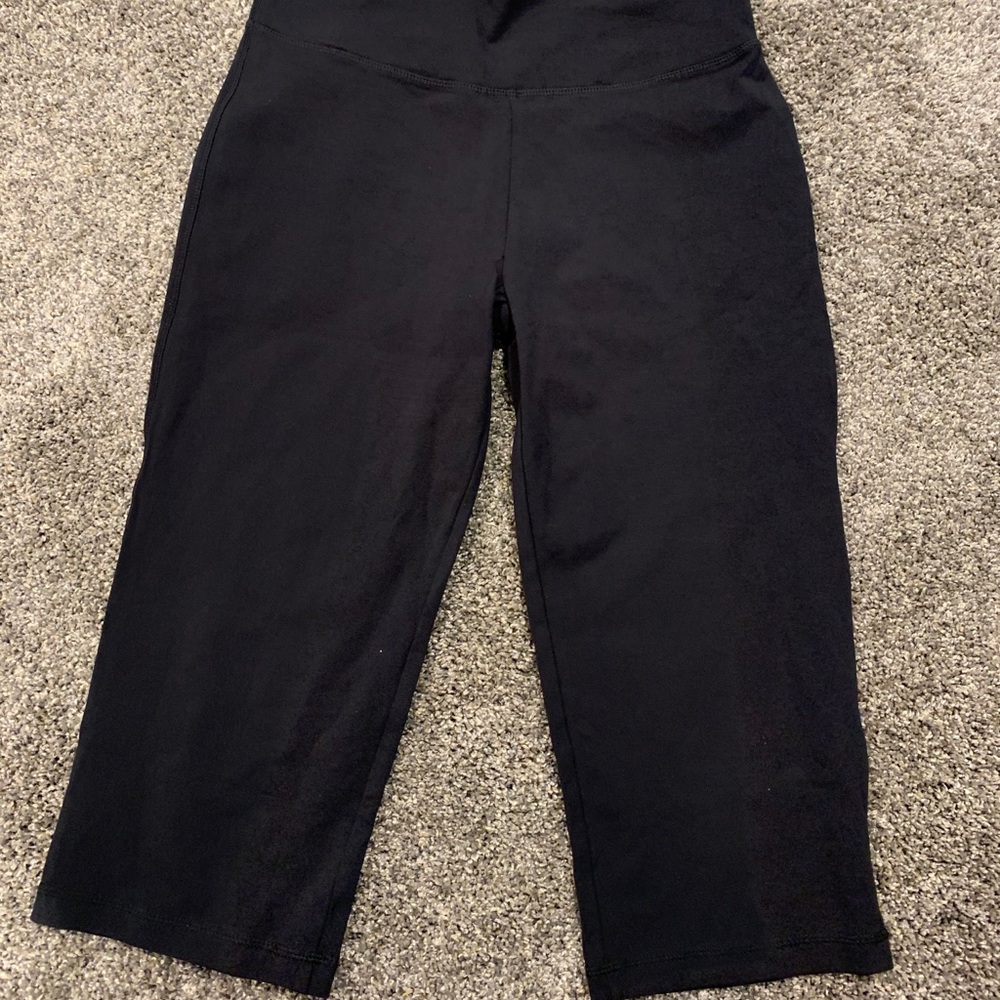 Capri workout leggings